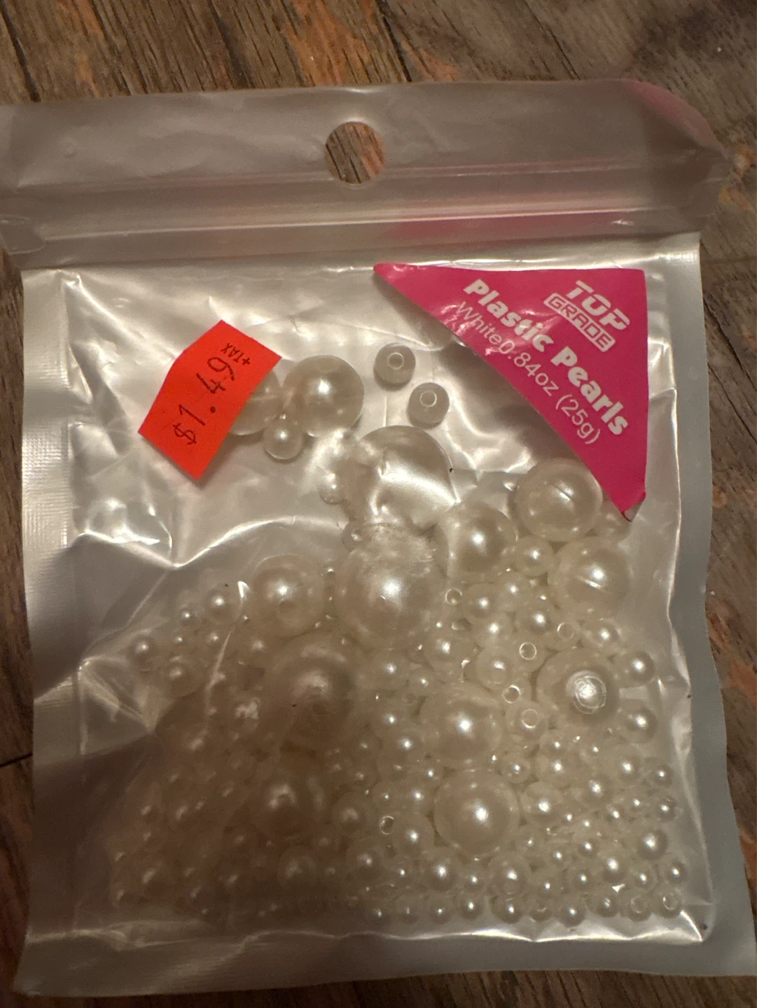 Plastic Pearls Assortment - White