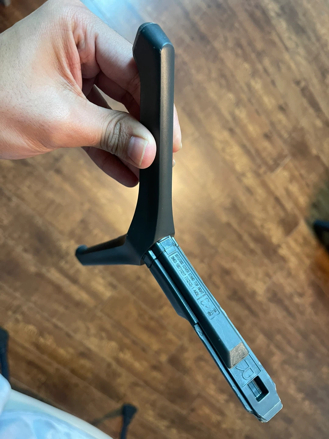 Samsung TV Stand Leg (Right) - photo 2