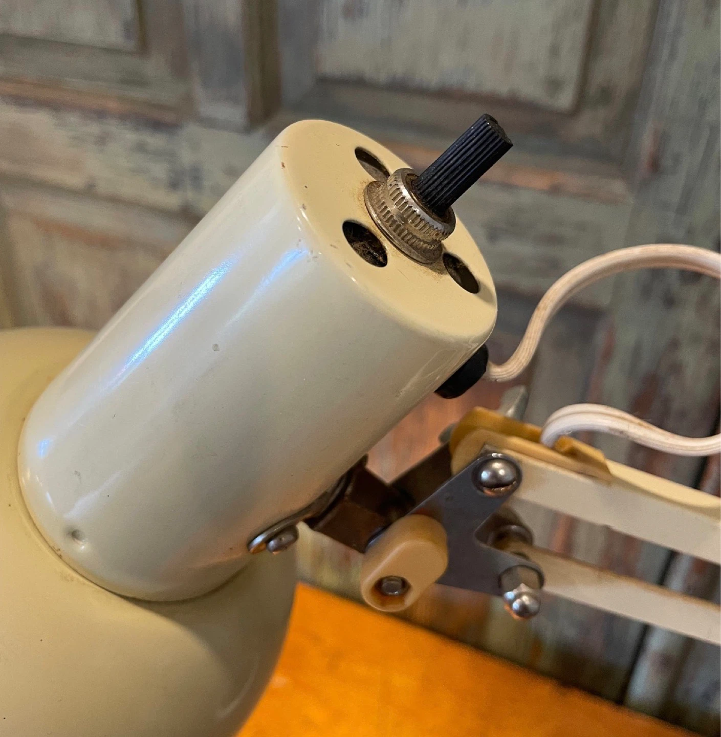 Vintage Adjustable Desk Lamp - photo 2
