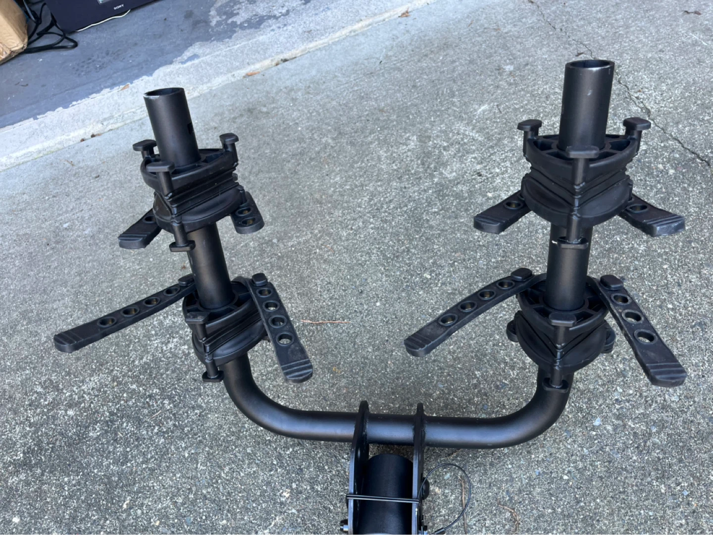Curt Hitch Mounted Bike Rack - photo 4