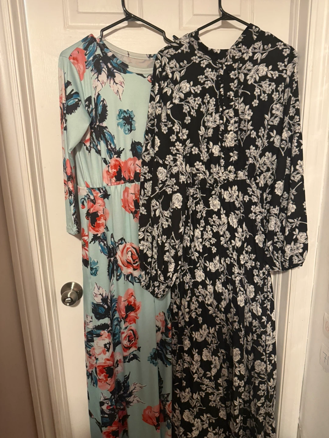 NEED GONE ASAP Bundle of 14 Women's Dresses - photo 3