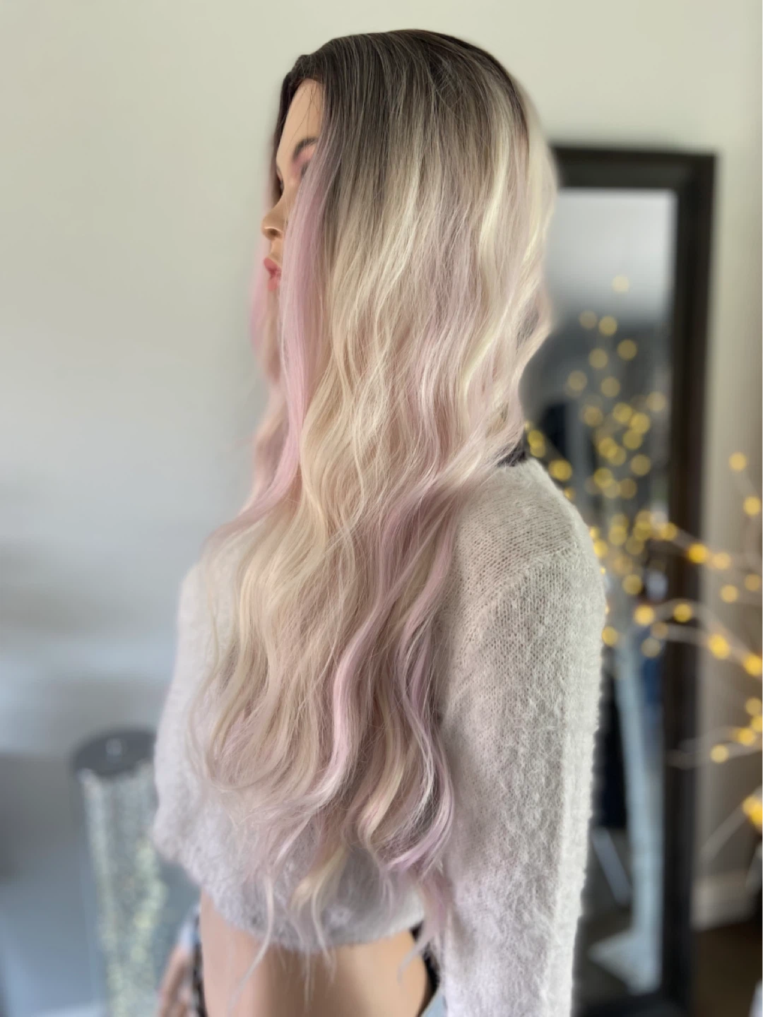 NWOT: Long Wavy Platinum Blonde & Ice Pink Ombré Synthetic Wig - photo 5