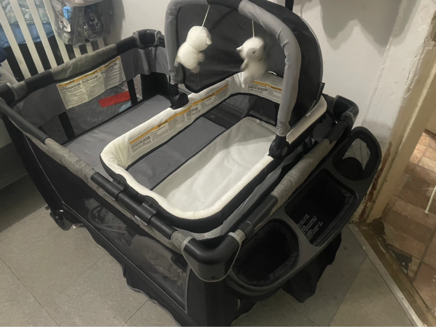 Baby Trend Pack 'n Play with Bassinet - photo 2