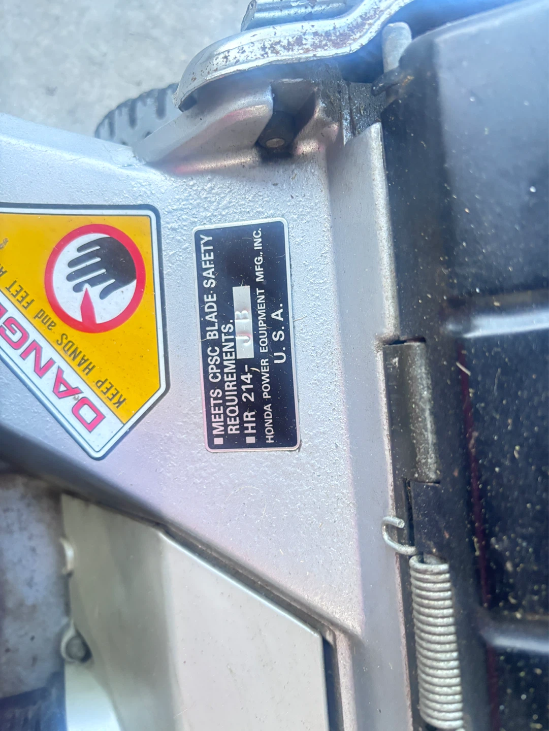 Honda HRN214 Lawnmower - photo 5
