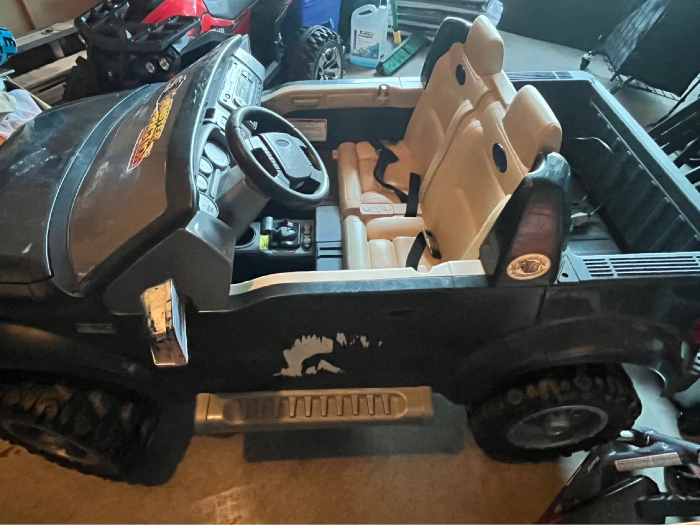Ford F-150 Ride-On Toy Truck - photo 2