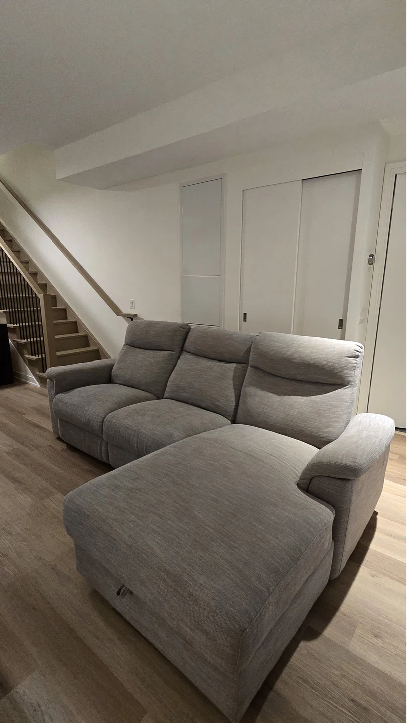 Structube Roger sectional reclining sofa