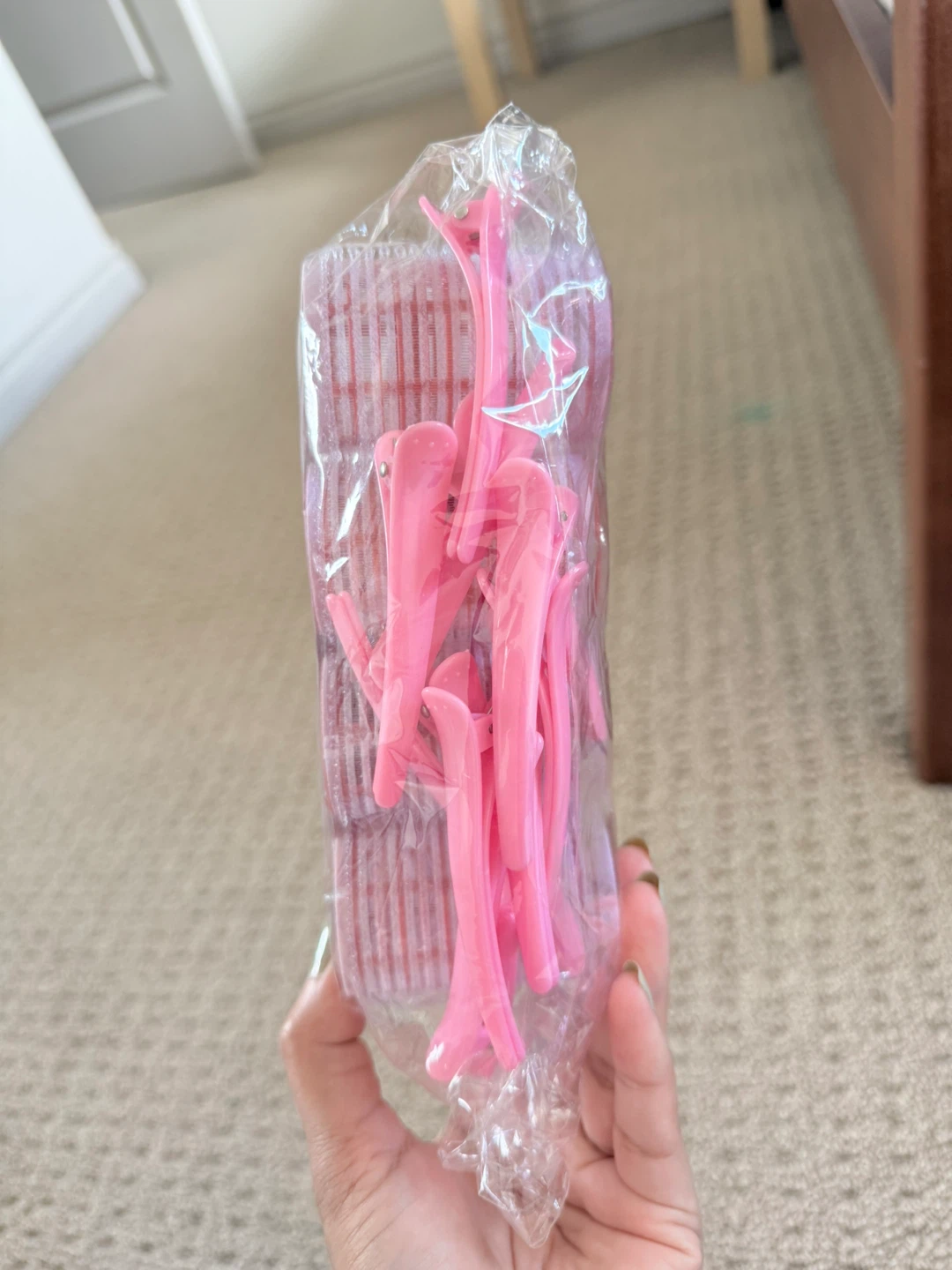 Pink Hair Rollers and Clips Set - photo 3