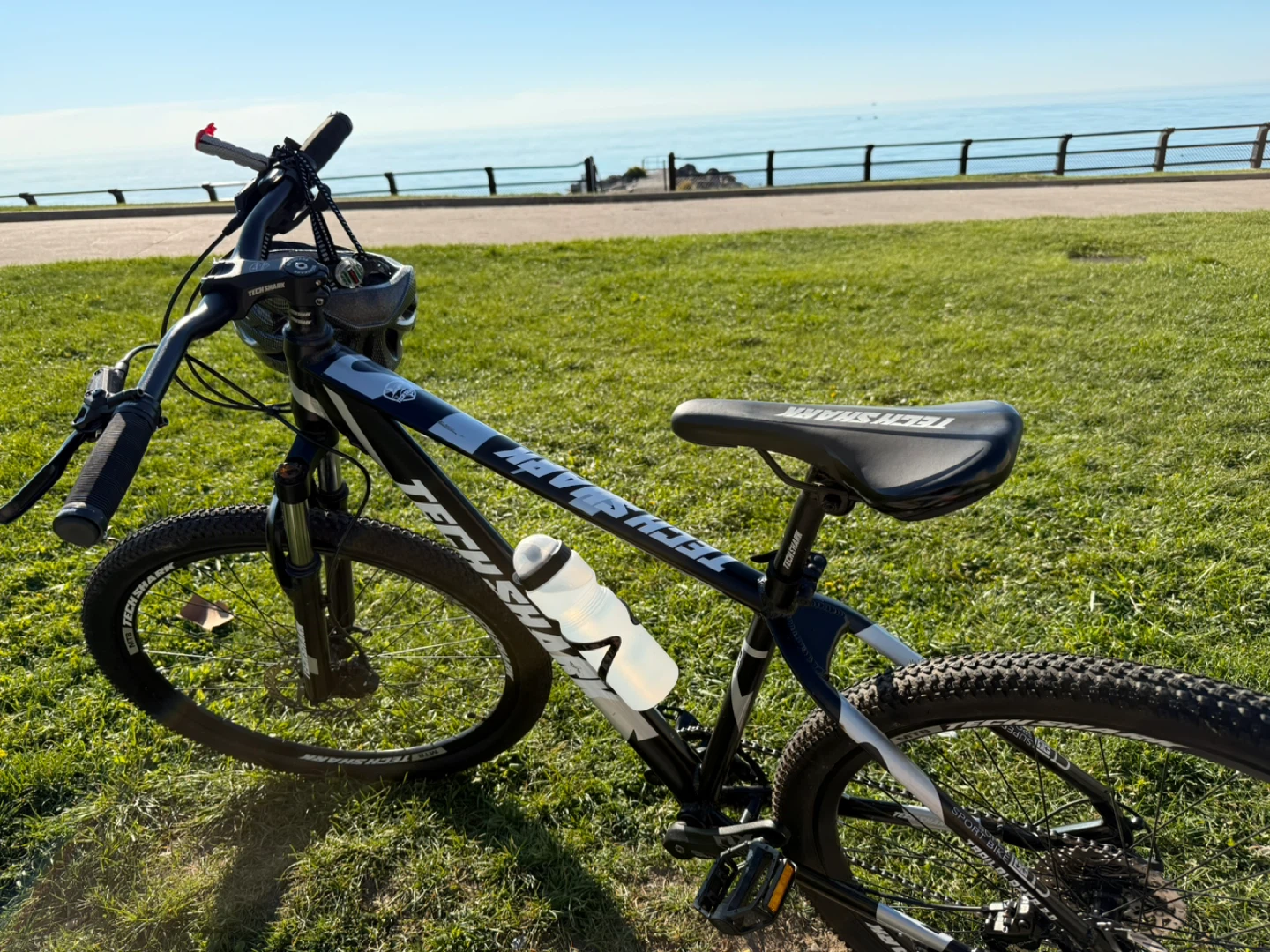 Tech Shark Mountain Bike - photo 4