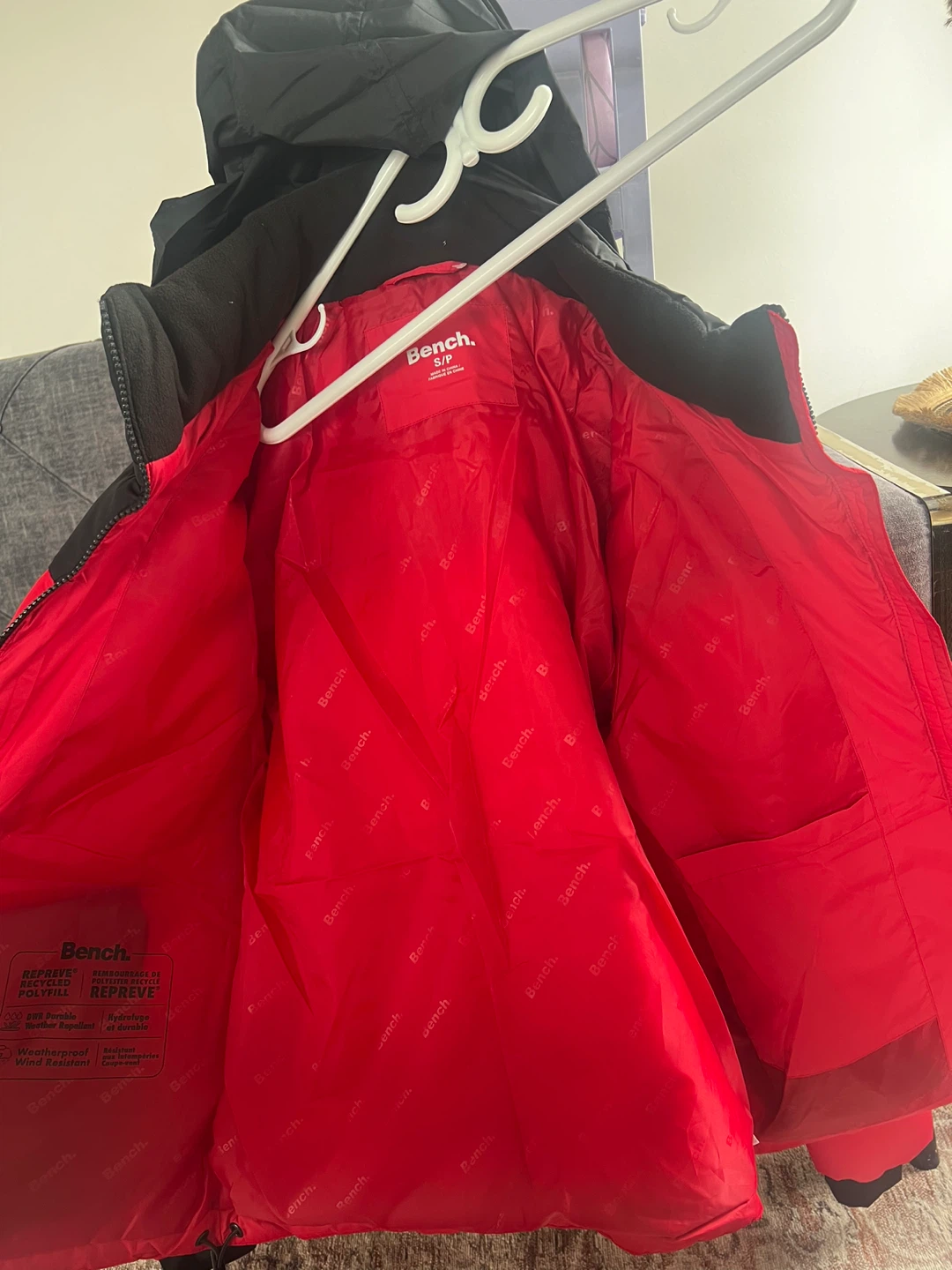 Bench Puffer Jacket - Red/Black - photo 4