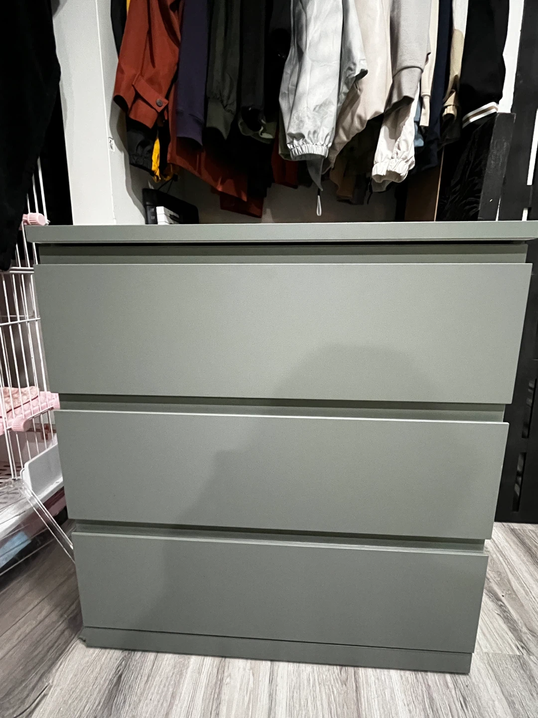 Green 3-Drawer Dresser