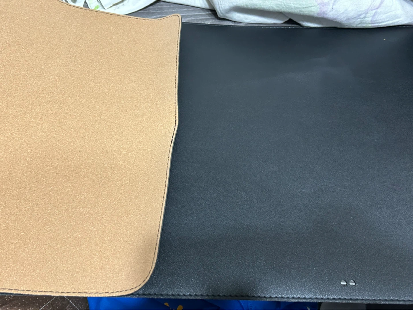 New-Desk Mat Pad - Large Size Black Faux Leather and Felt - photo 3