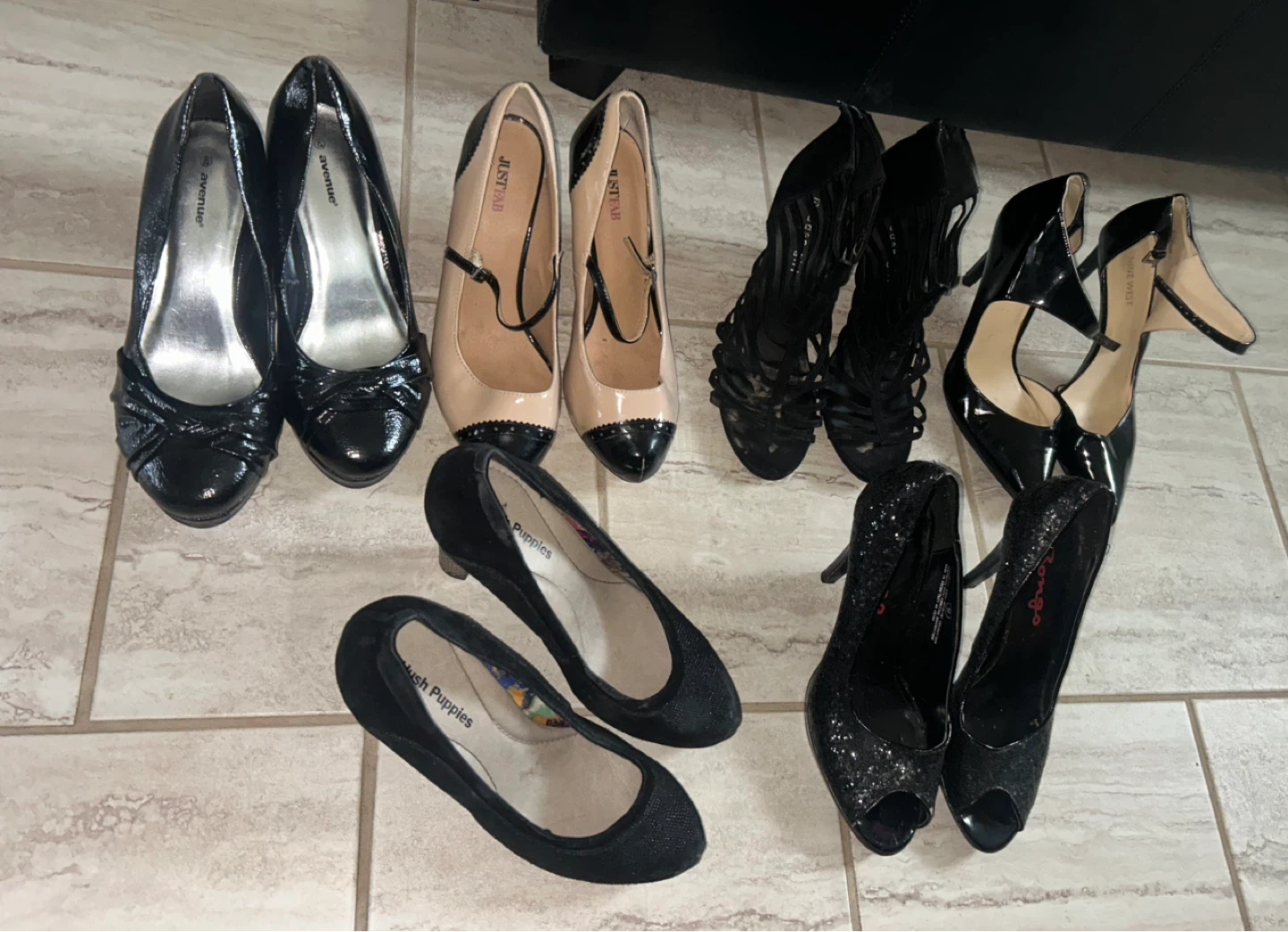 Assorted Women's Heels SIZE 9 - photo 2