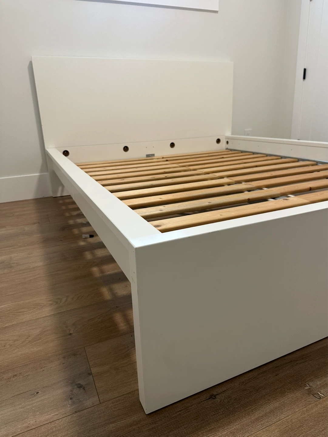 Ikea Queen malm bed frame *FREE DELIVERY - photo 5
