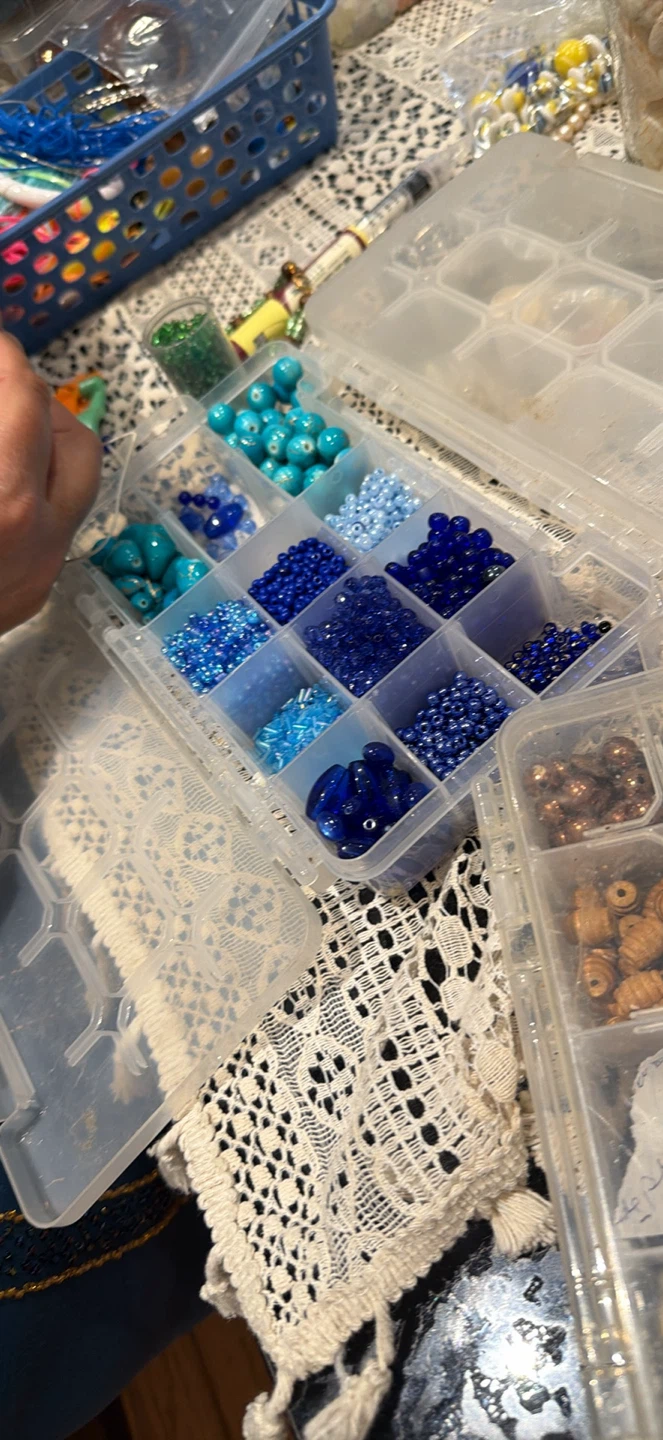 Handmade Beaded Necklaces and Bracelets Set - photo 2