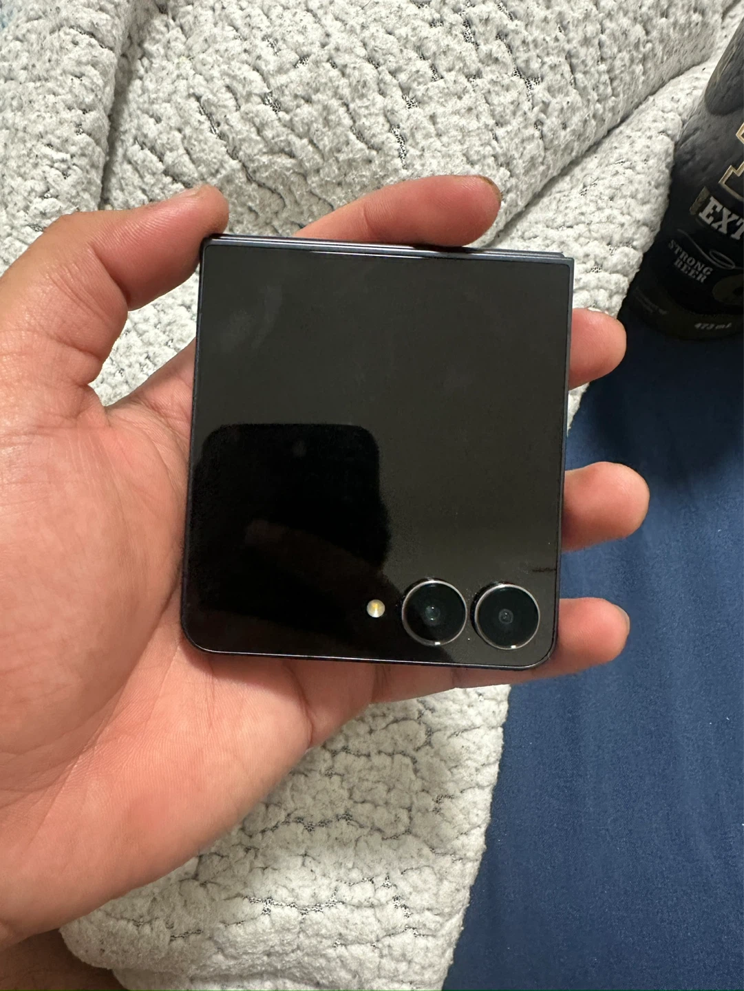 Samsung Galaxy Z Flip 7