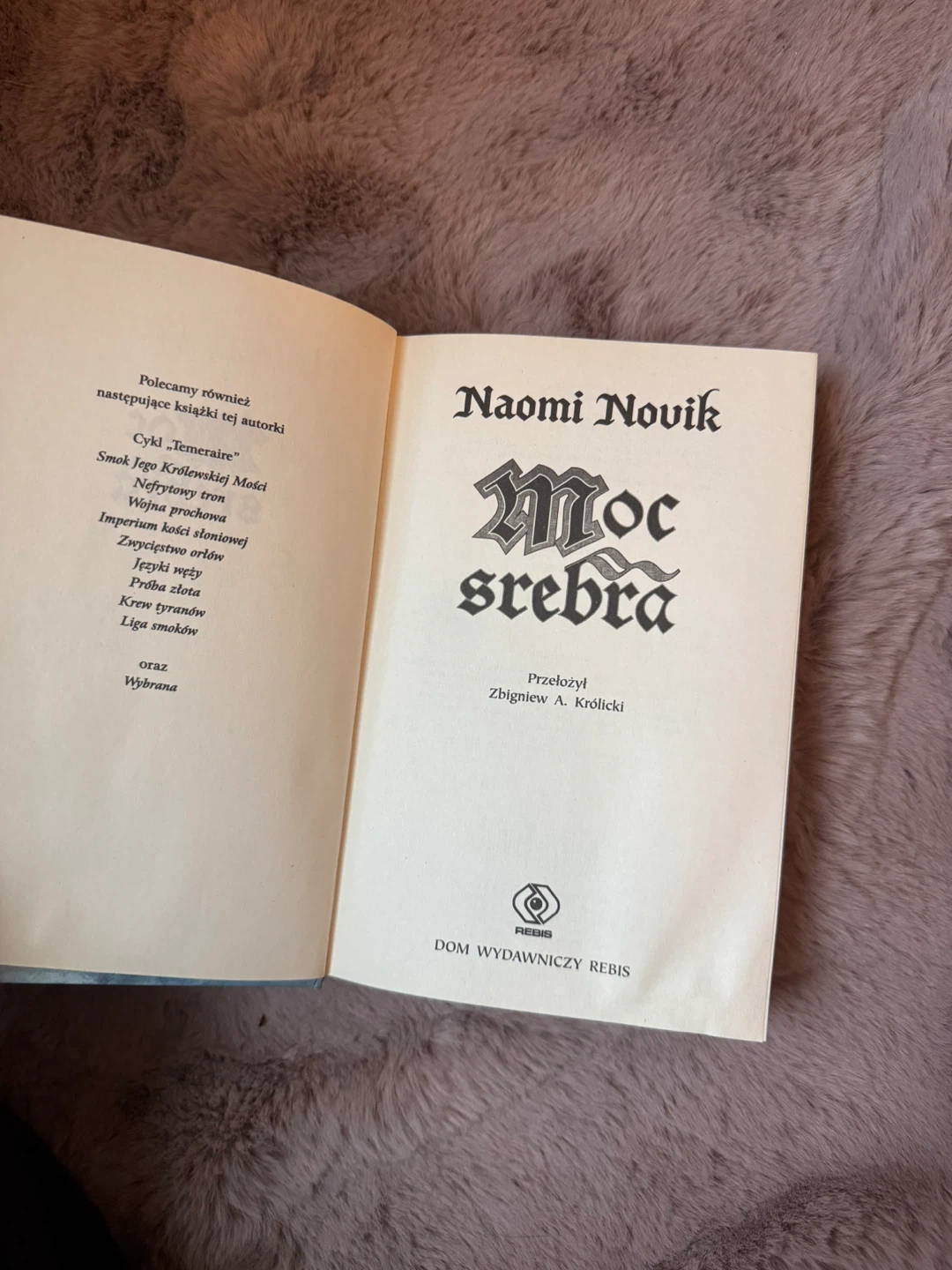 Hardcover Moc srebra by Naomi Novik - photo 4