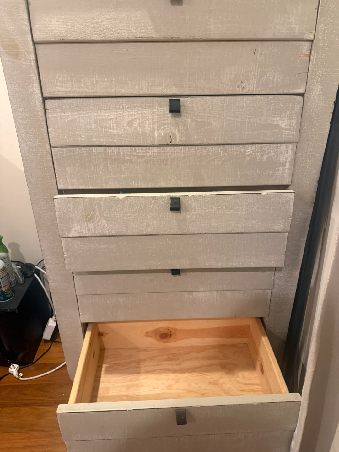 Distressed Wood Dresser - 6 Drawer