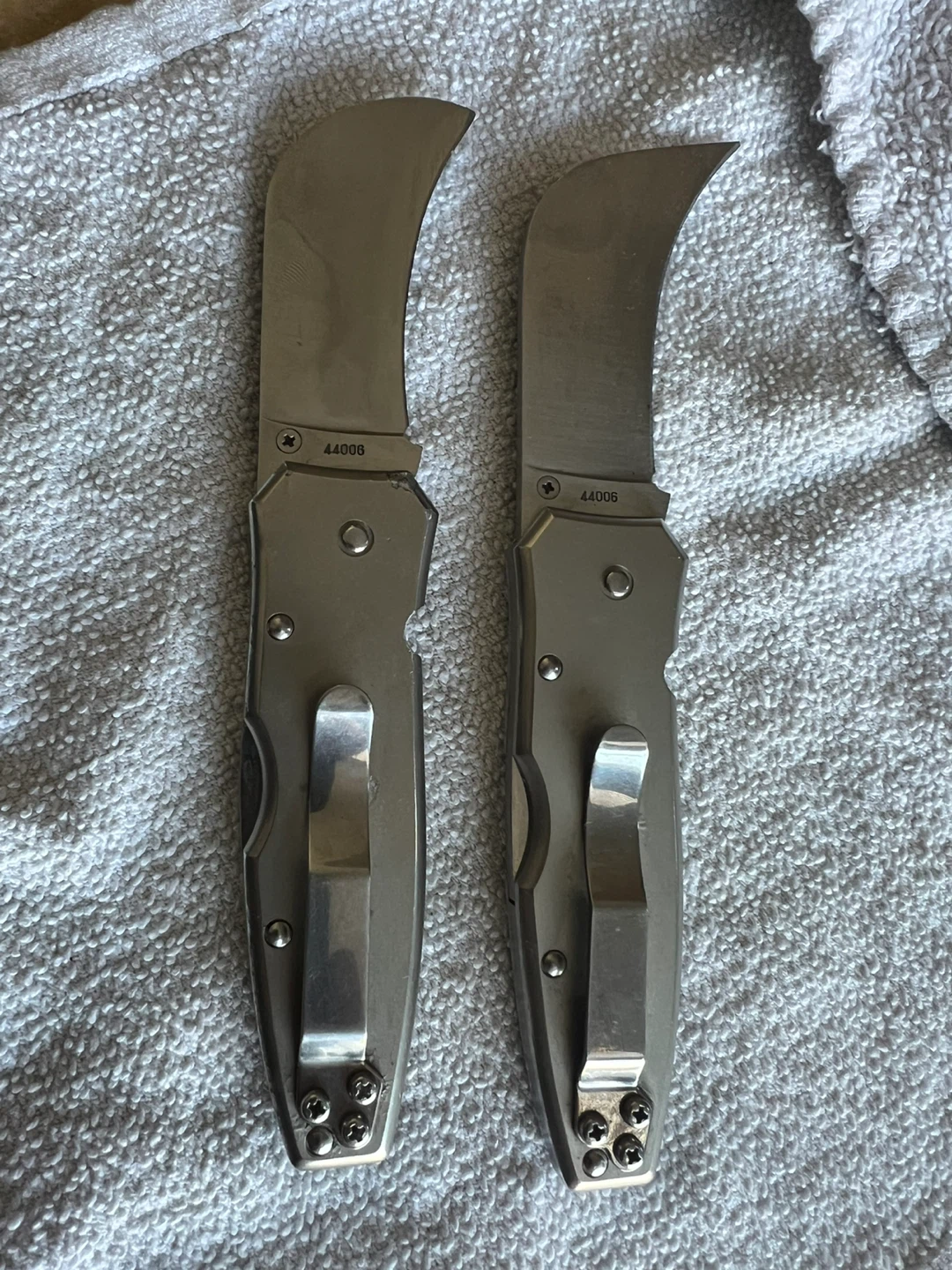 Klein Tools 2-5/8” Stainless Hawkbill Folding Knifes - photo 3