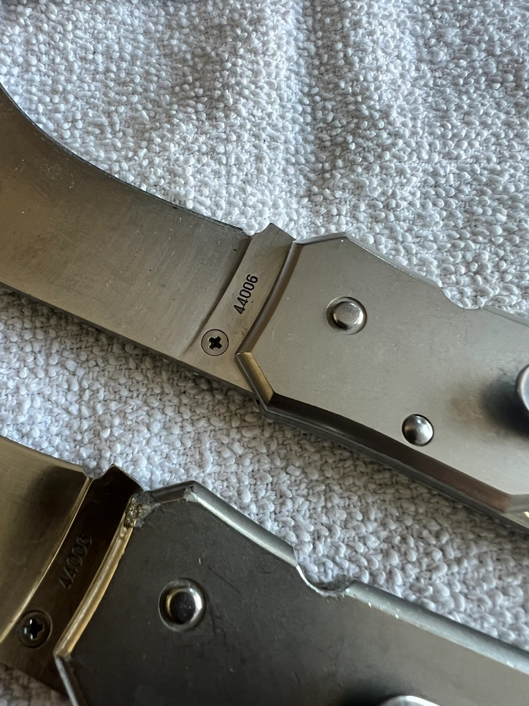 Klein Tools 2-5/8” Stainless Hawkbill Folding Knifes - photo 5
