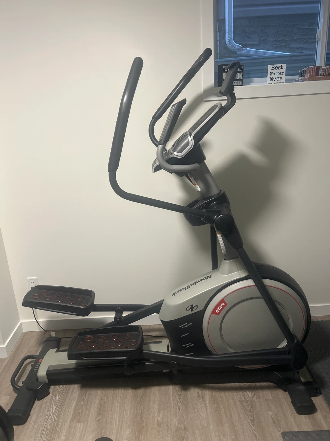 NordicTrack E9.5i Elliptical Trainer