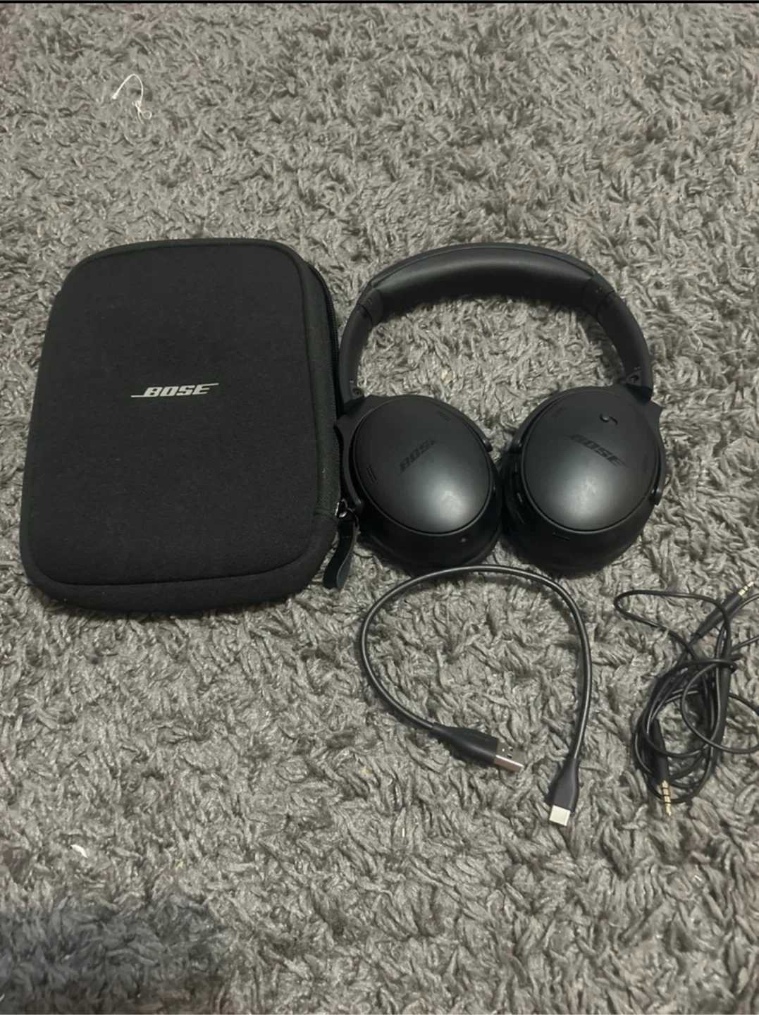 Bose QuietComfort 45 Noise Cancelling Headphones - Black - photo 2