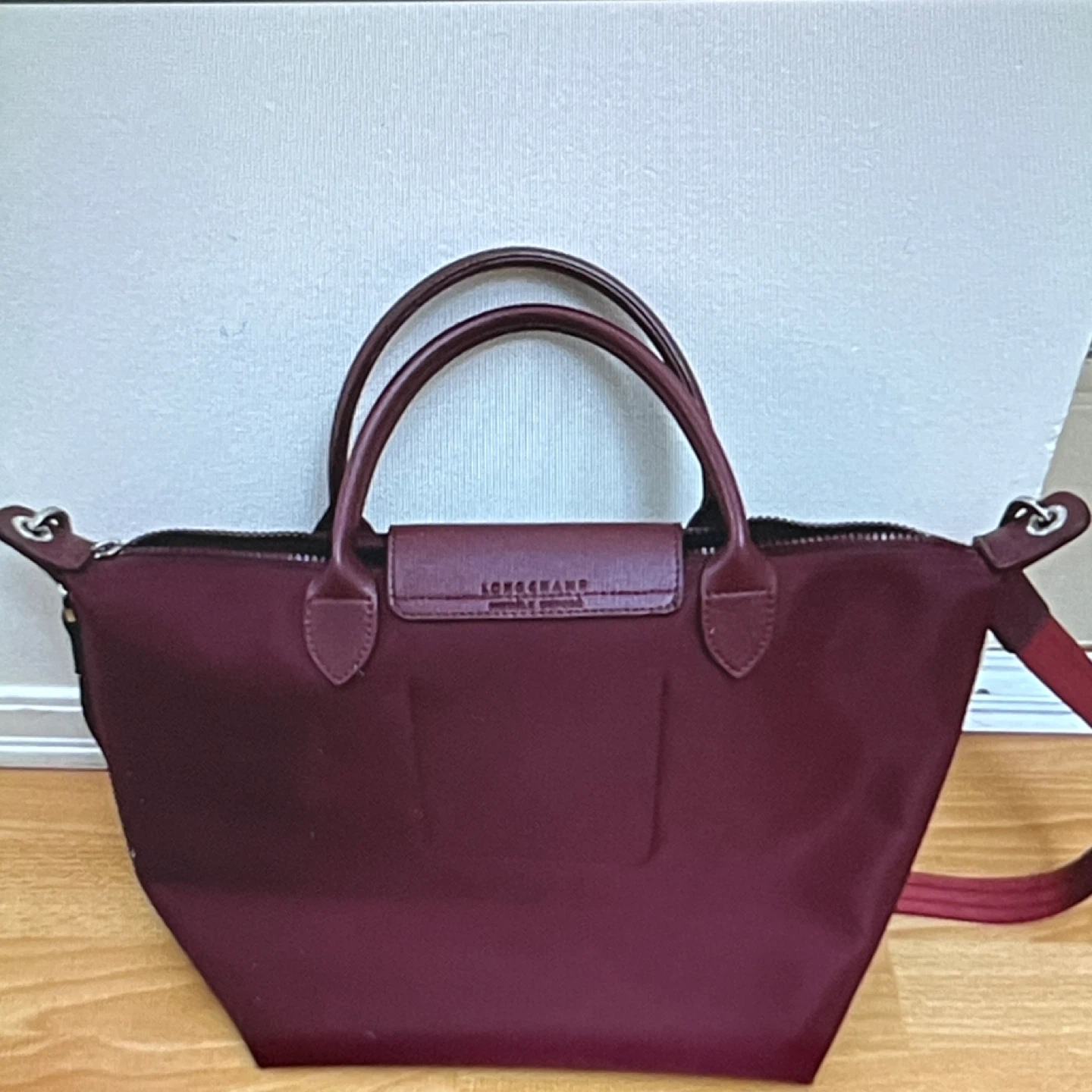 Limited Edition Longchamp Le Pliage Tote Bag - Burgundy - photo 2