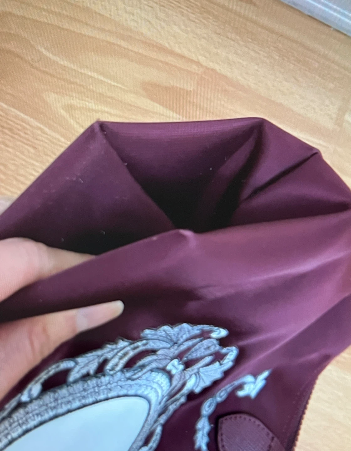 Limited Edition Longchamp Le Pliage Tote Bag - Burgundy - photo 4