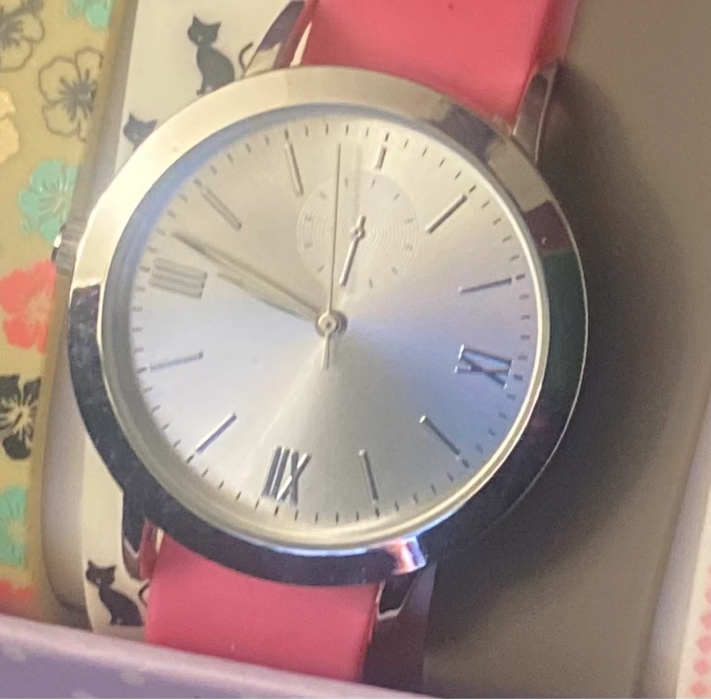 🌱  FMD Interchangeable Watch Gift Set - 9 Fun Bands & Floral Box - photo 2
