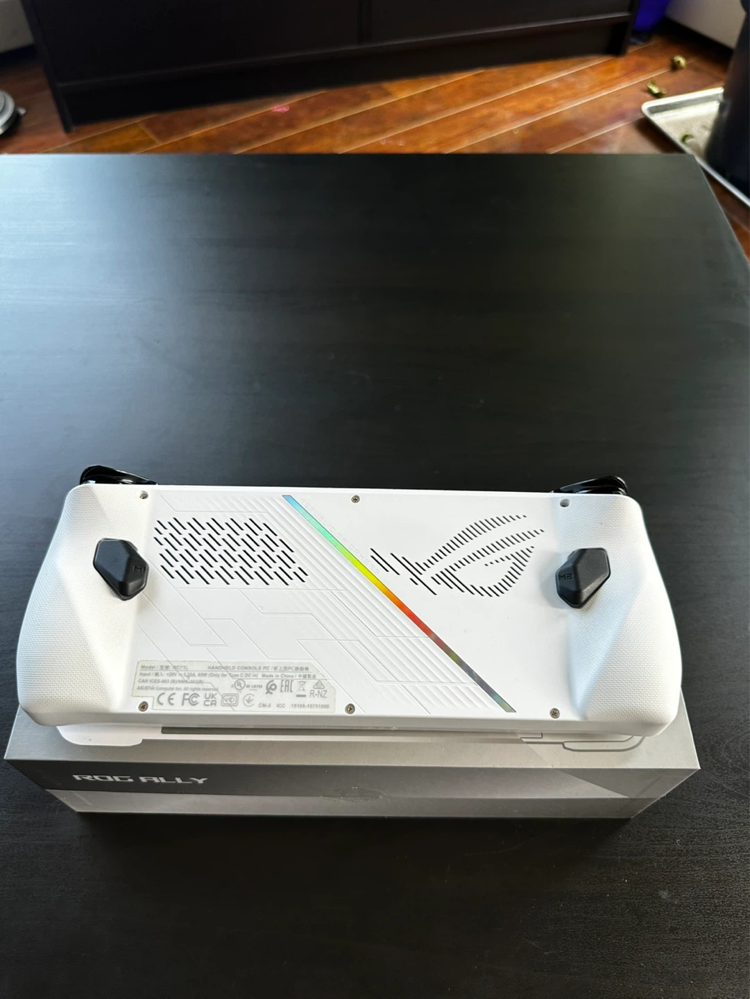 Asus ROG Ally RC71L - photo 2