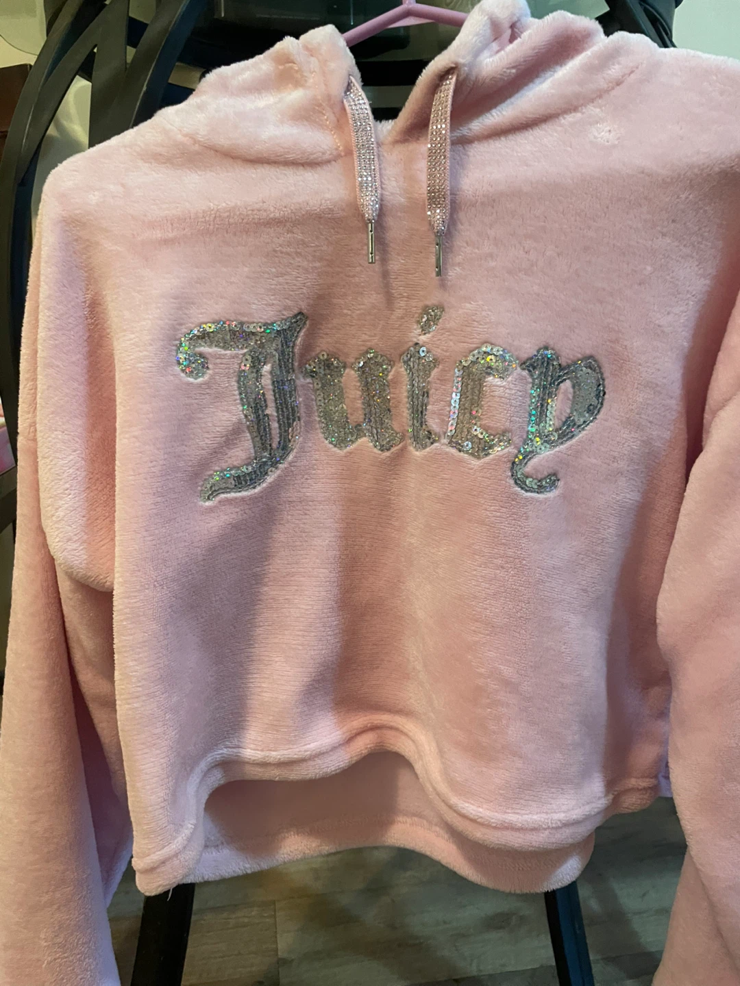 Juicy Couture Pink Velour Cropped Hoodie - photo 3