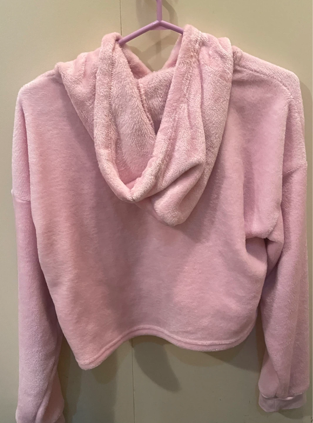 Juicy Couture Pink Velour Cropped Hoodie - photo 2
