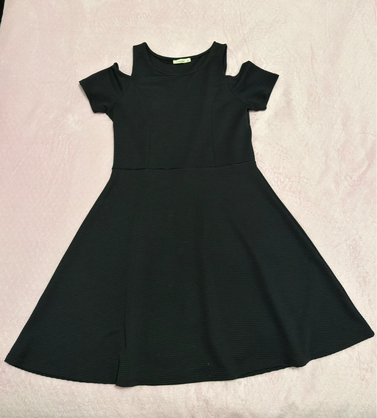 Black Cold Shoulder Ribbed Dress