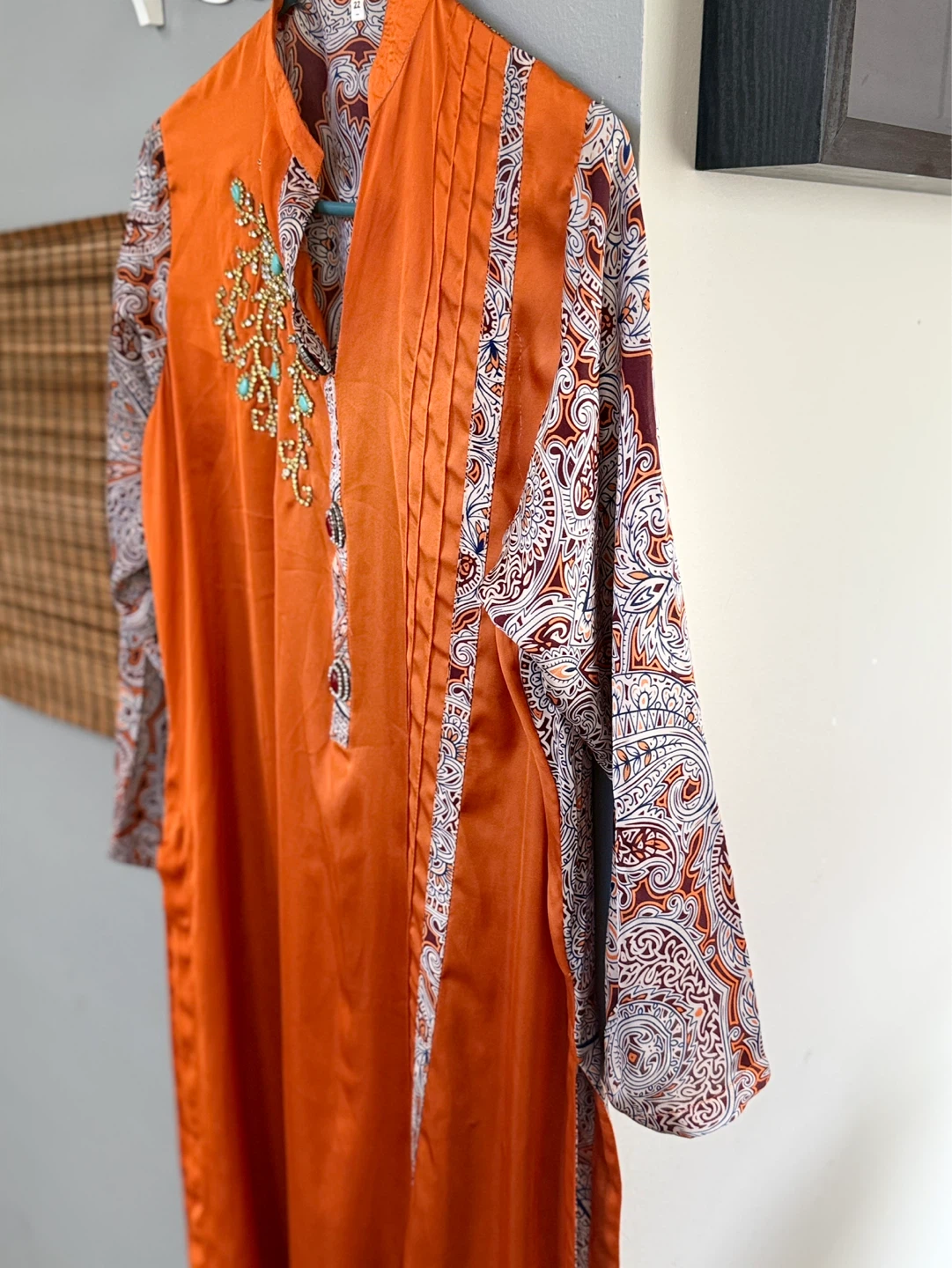 Women's Orange Paisley Print Dress Worn Only Twice - photo 4