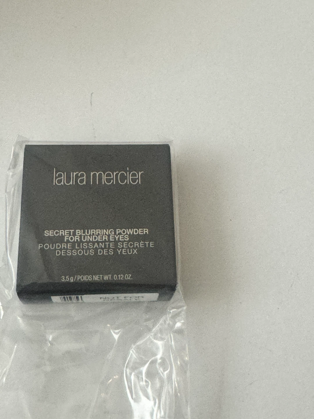 Laura Mercier Secret Blurring Powder for Under Eyes