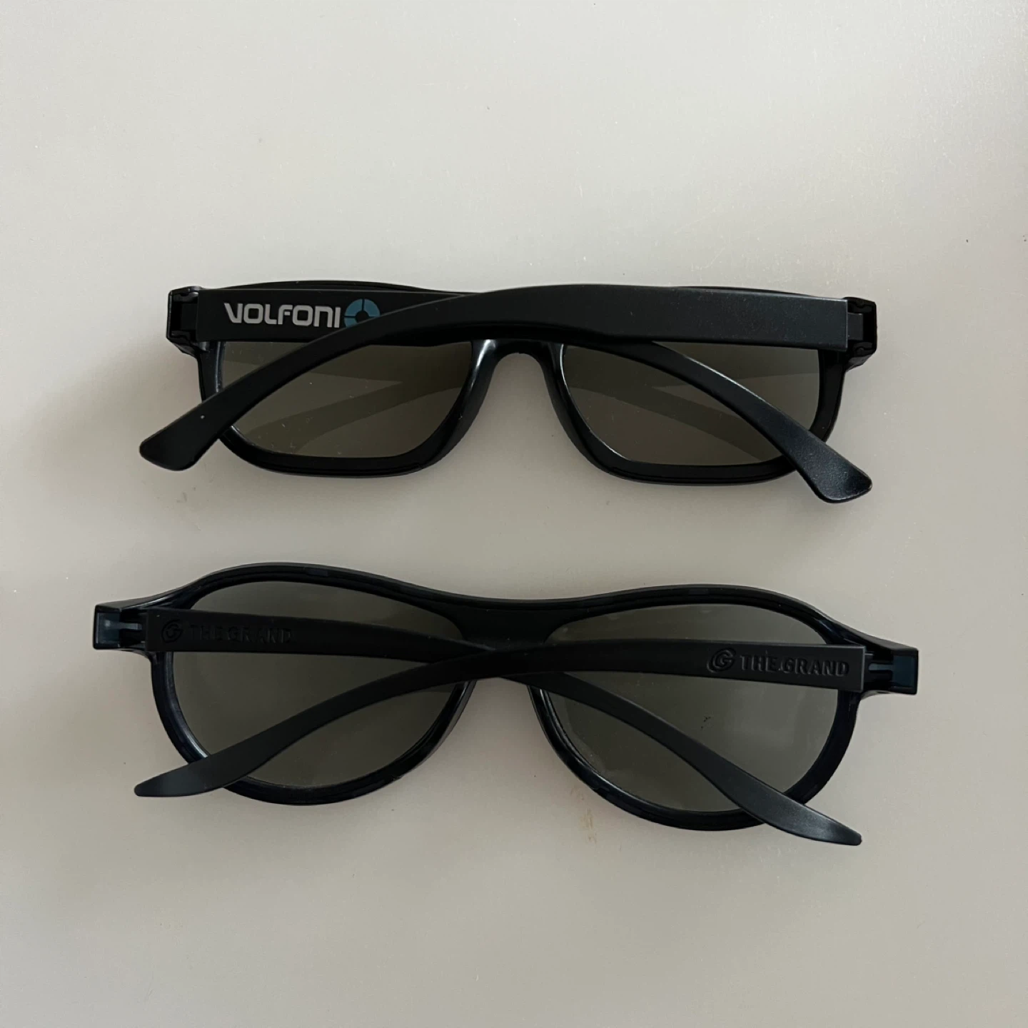 2 pairs of 3D Glasses - photo 2