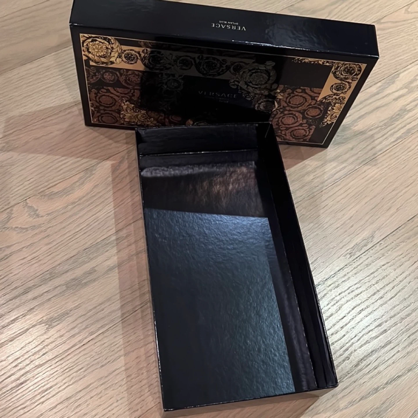 Versace Pour Homme Dylan Blue Gift Set box only - photo 5