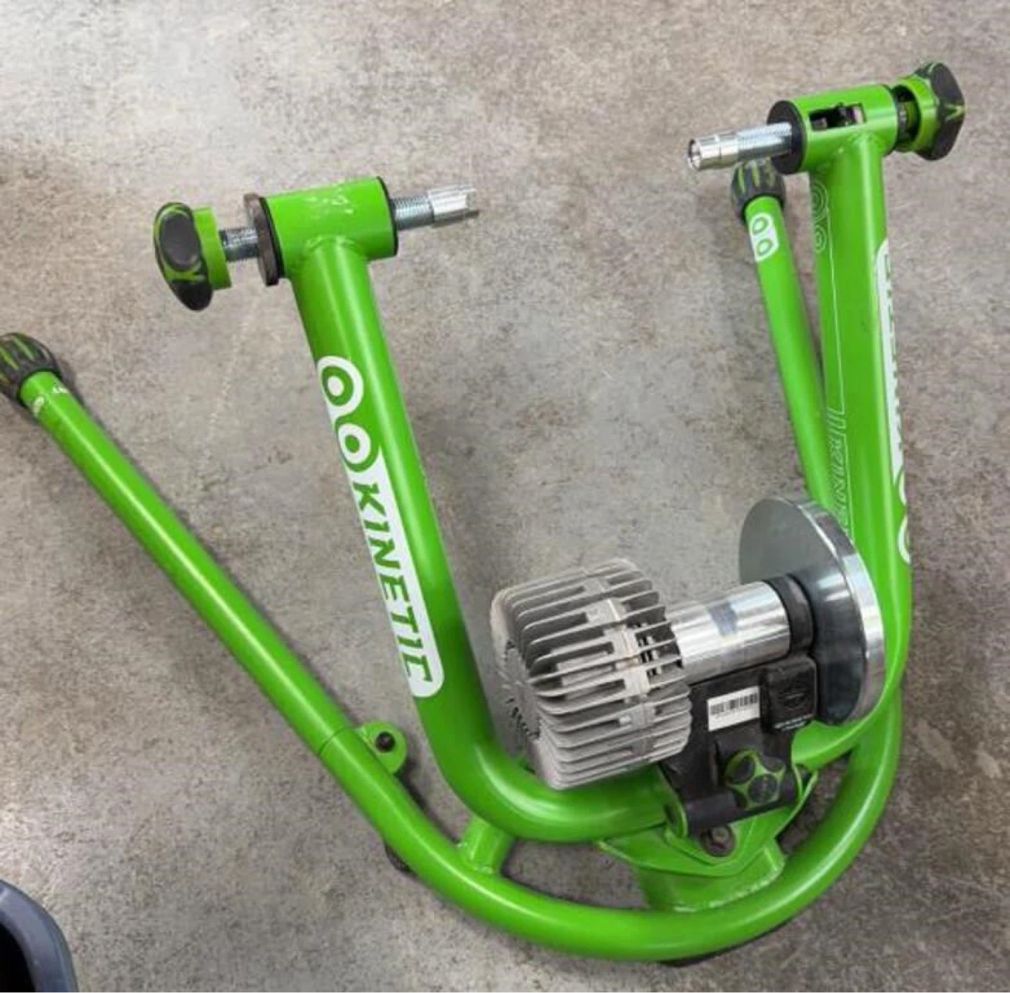 Kinetic Pro Fluid Bike Trainer