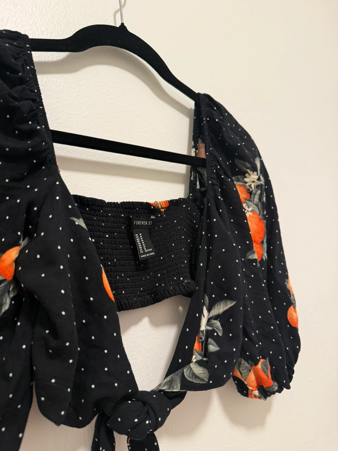 Black Puffy Sleeve Tie Front Crop Top Forever 21 Size Small - photo 3