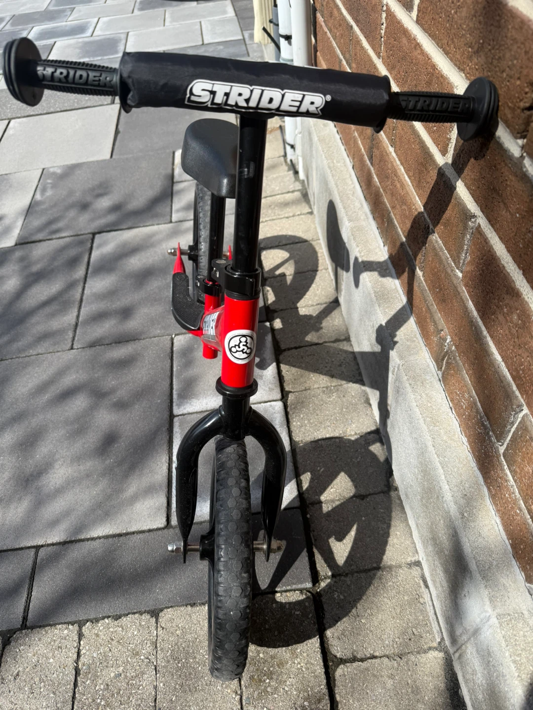Strider Sport Balance Bike - Red - photo 2