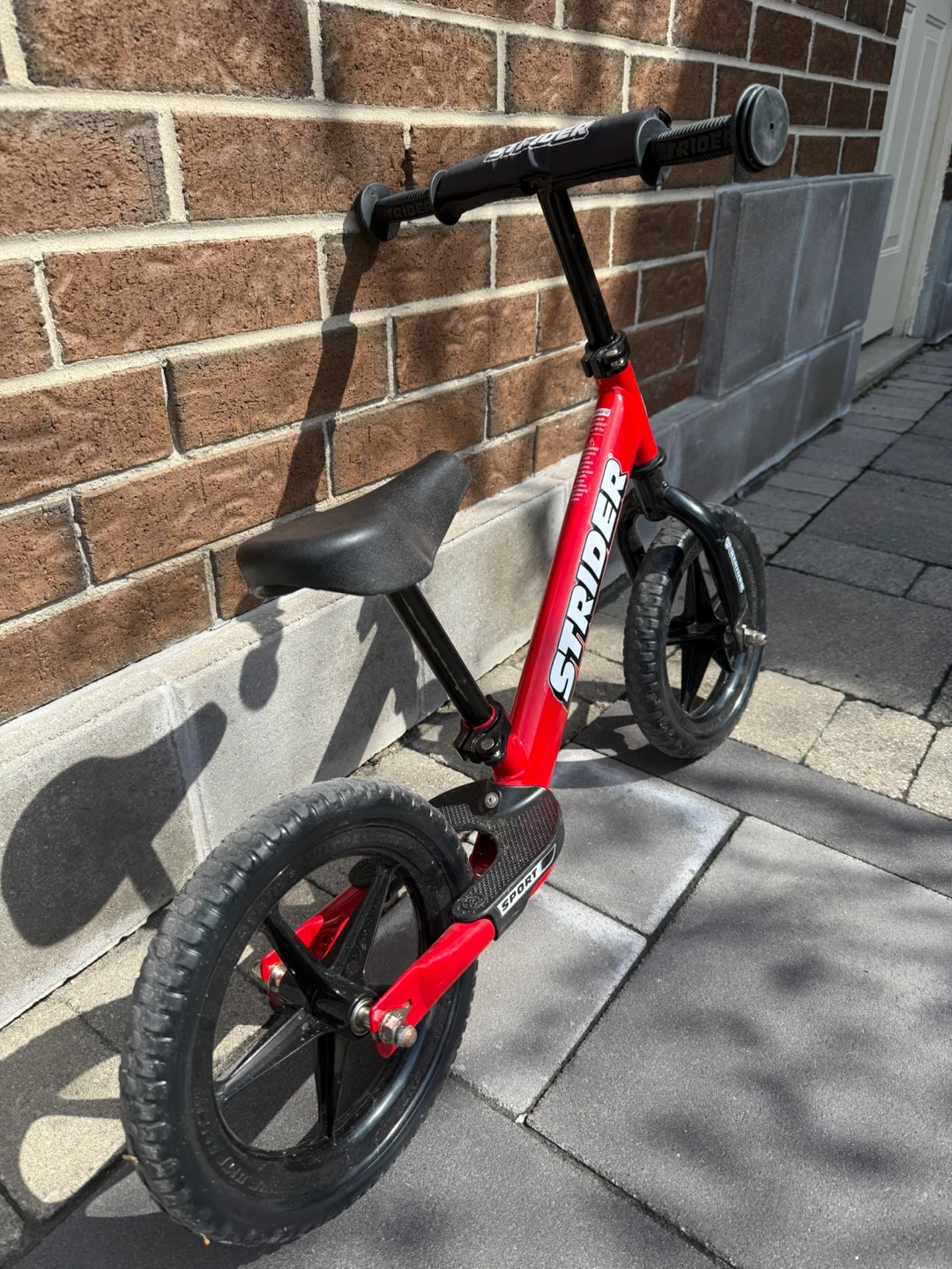 Strider Sport Balance Bike - Red - photo 3