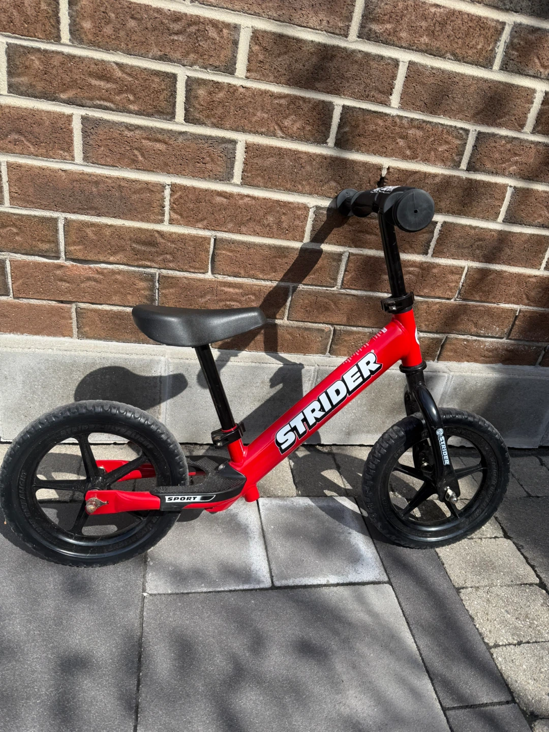 Strider Sport Balance Bike - Red