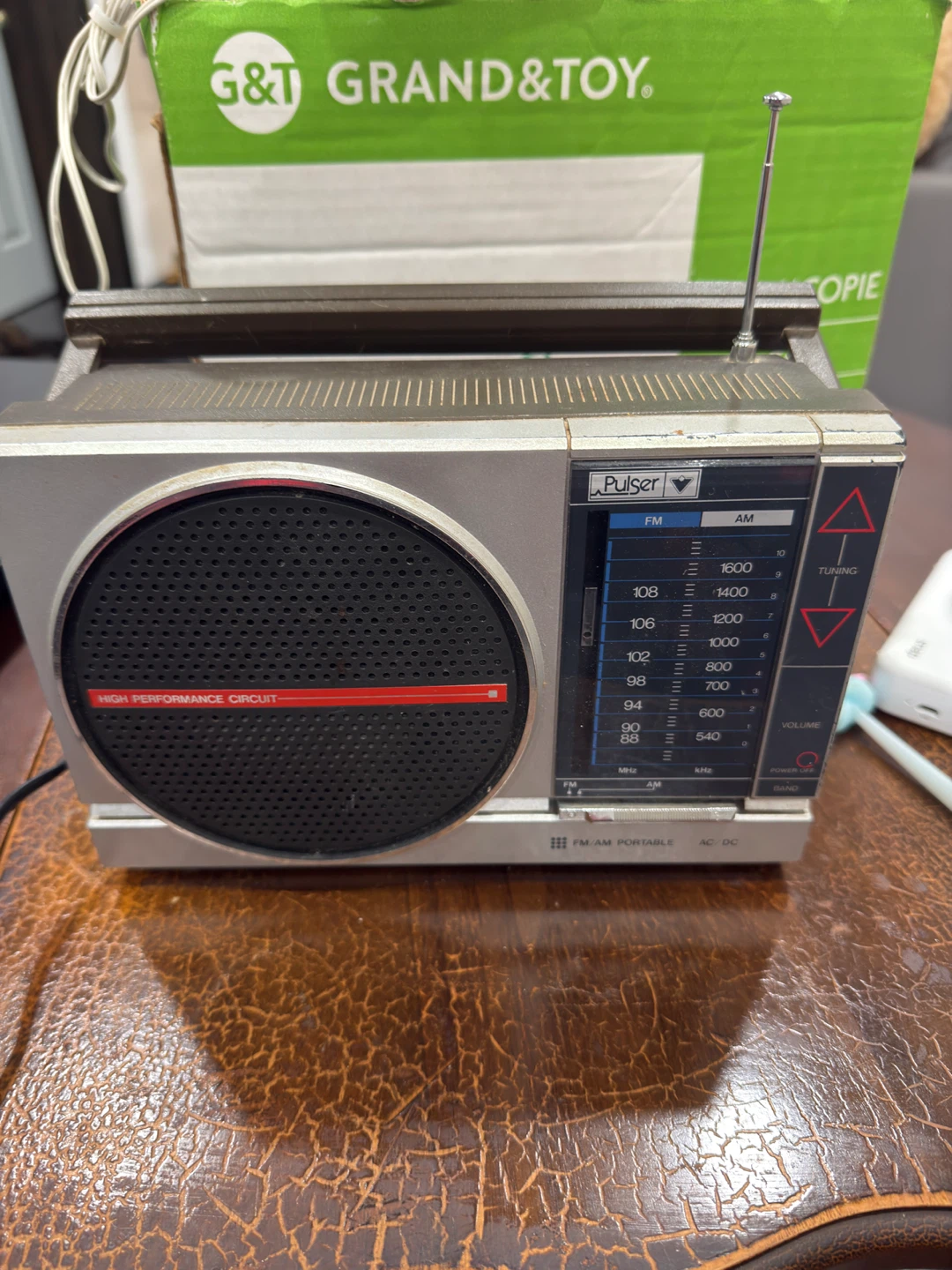 Pulser FM/AM Portable Radio - photo 2