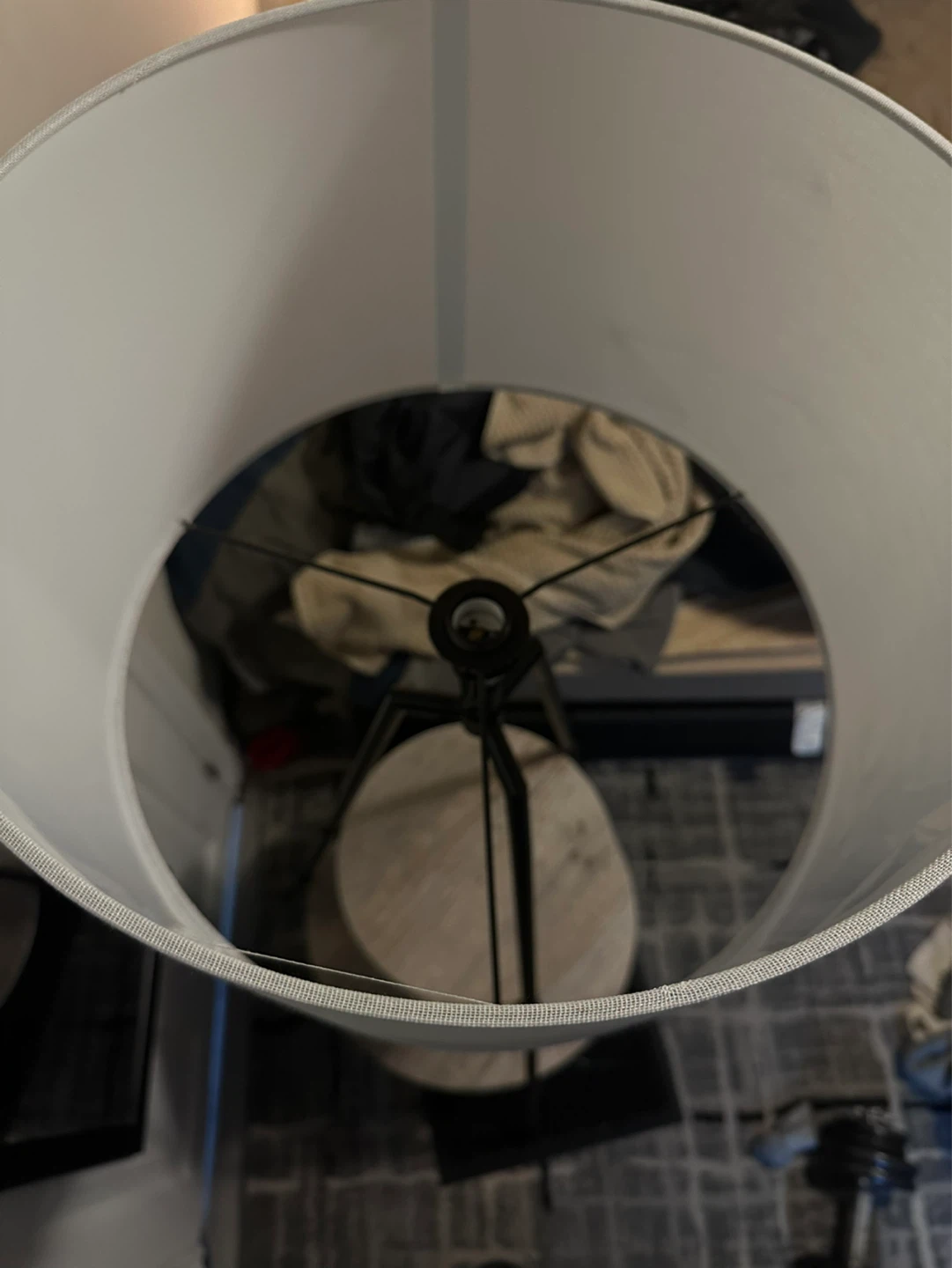 Floor Lamp with 2 Shelves - photo 3