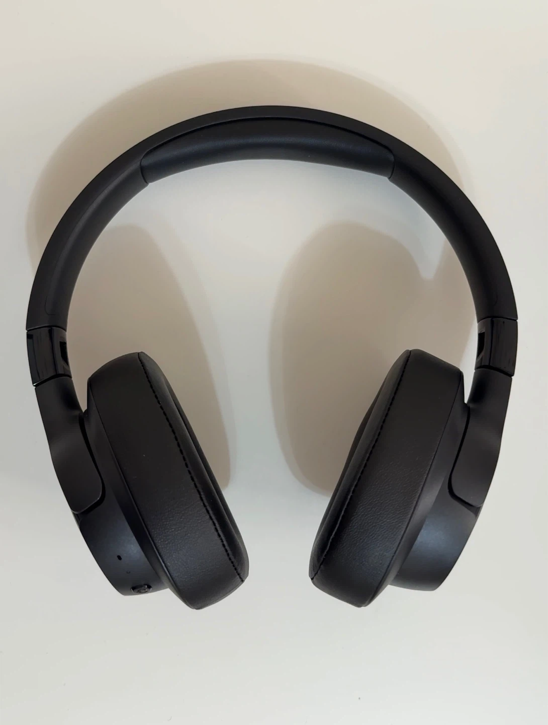 JBL Tune 720BT Wireless Headphones - Black - photo 2