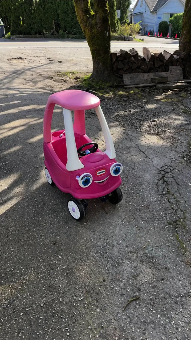 Little Tikes Princess Cozy Coupe – Like New