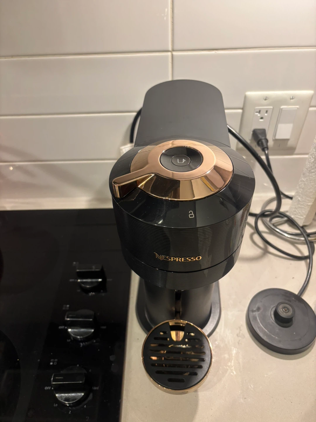 Nespresso Vertuo Next Premium – Black/Rose Gold - photo 2