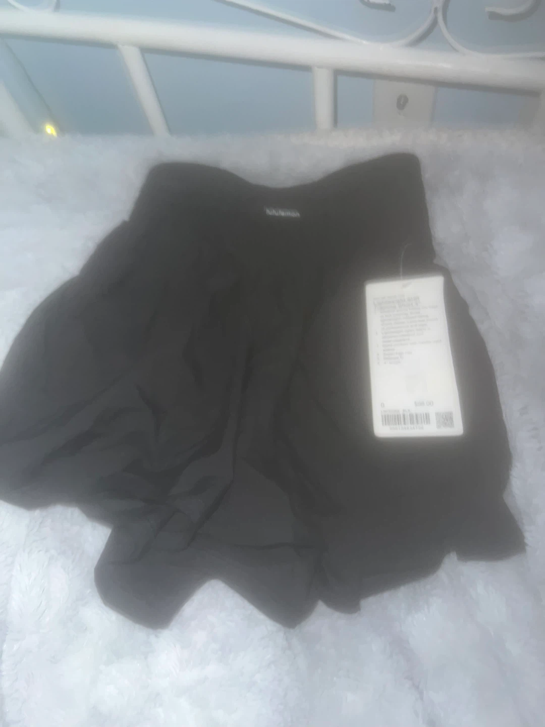 Lululemon Lightweight SHR Training Short 4" Black Size 0 - photo 2