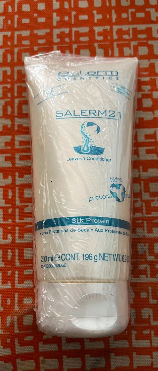 Salerm 21 Leave-In Conditioner Silk Protein 6.9 oz