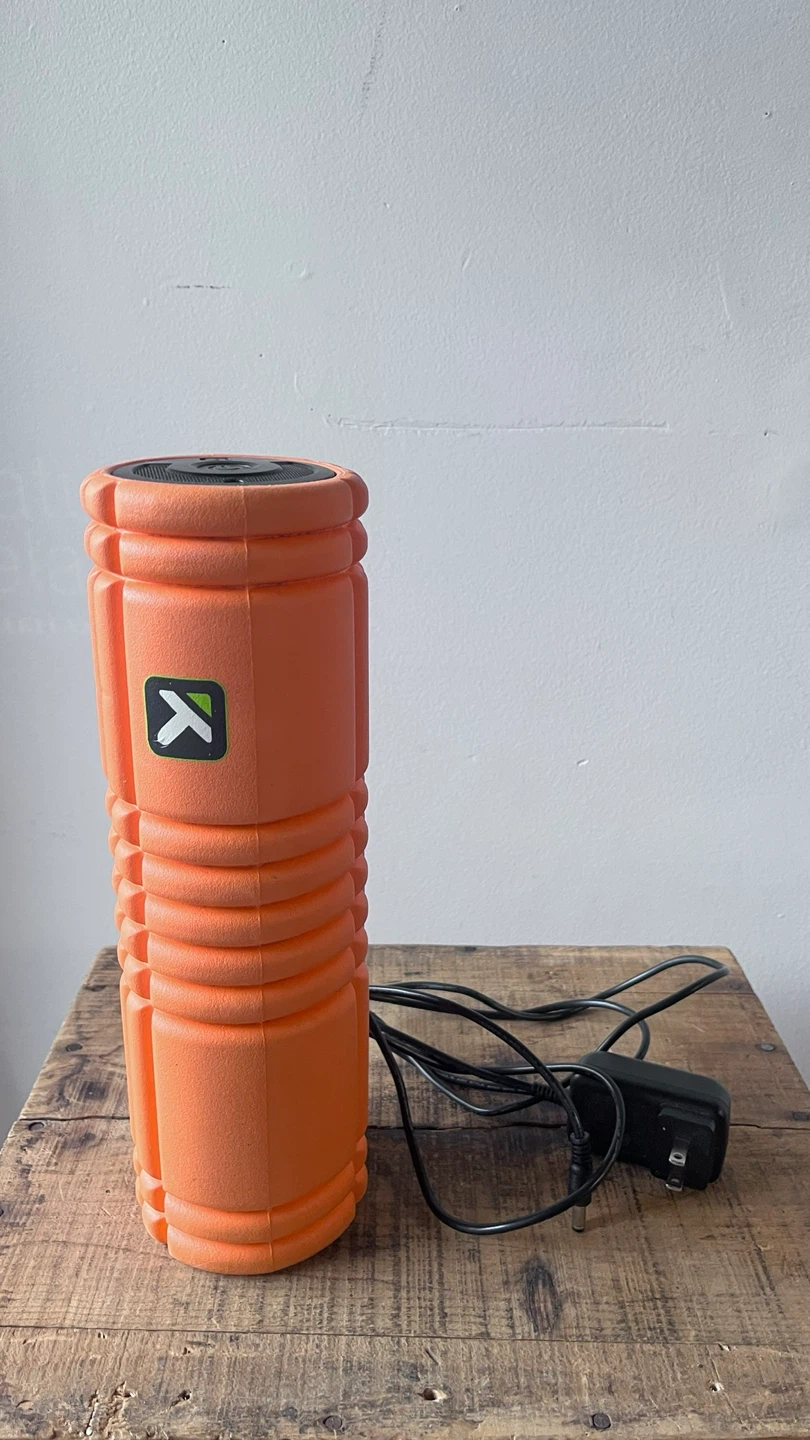 TRIGGERPOINT GRID VIBE PLUS — 4speed vibrating foam roller $50 - photo 4