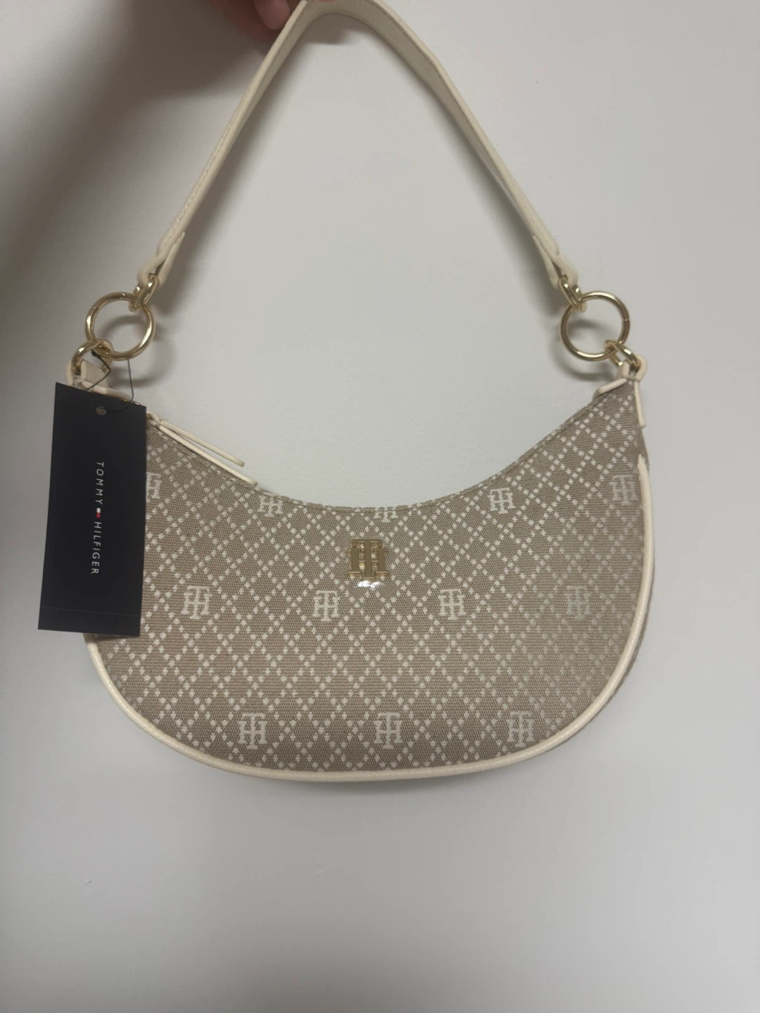 Tommy Hilfiger Hobo Bag